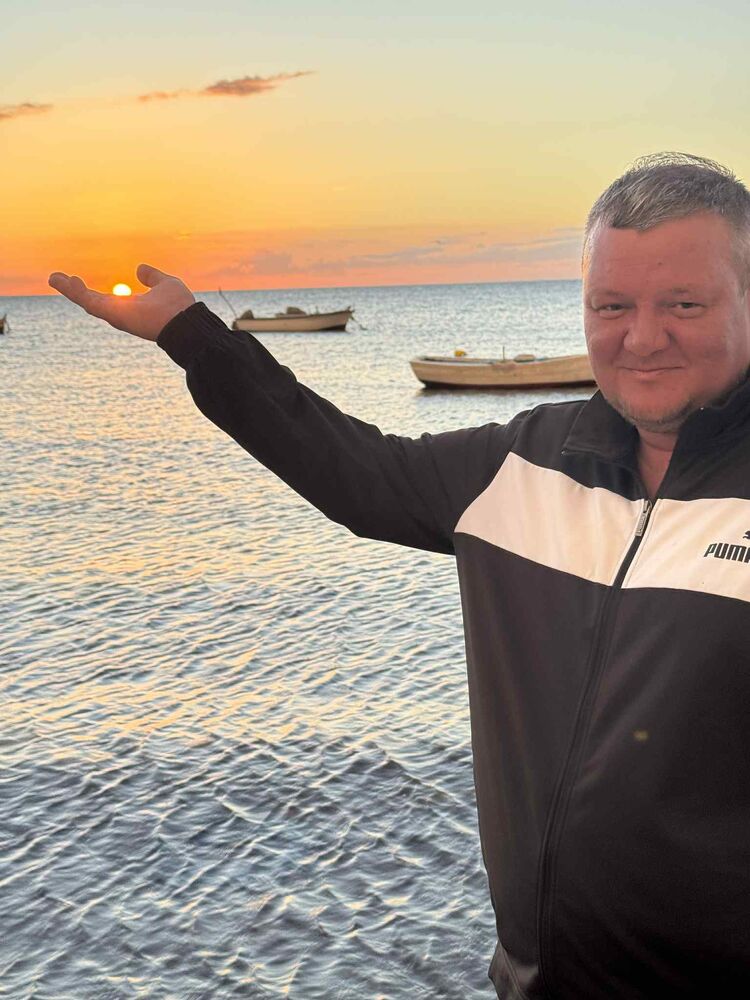 ���� 55184914 ������� Yuriy, 45 ���, ���� ���������� � Lyon 03