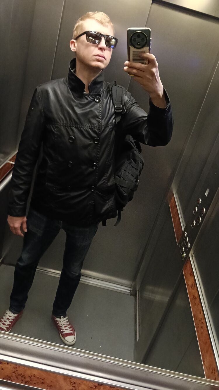  52765104  Viktor, 32 ,    Plonsk