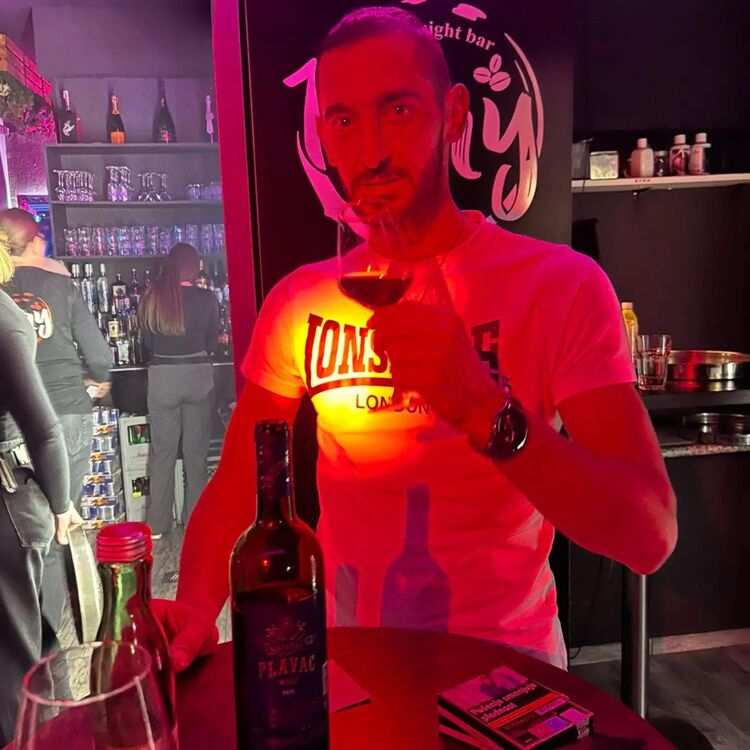 ���� 56016254 ������� Bozo, 35 ���, ���� ���������� � Podgorica