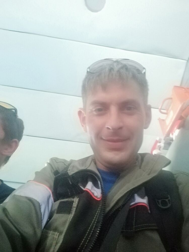  27703554  VITALIY, 41 ,    