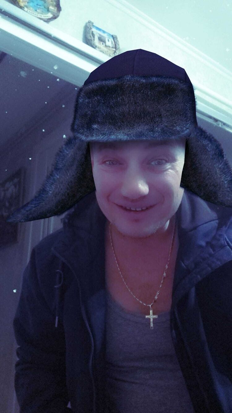  41653824  Vitali, 45 ,    
