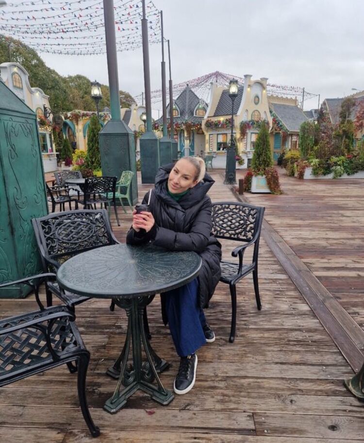  --,   , 41 ,   ,   , c 