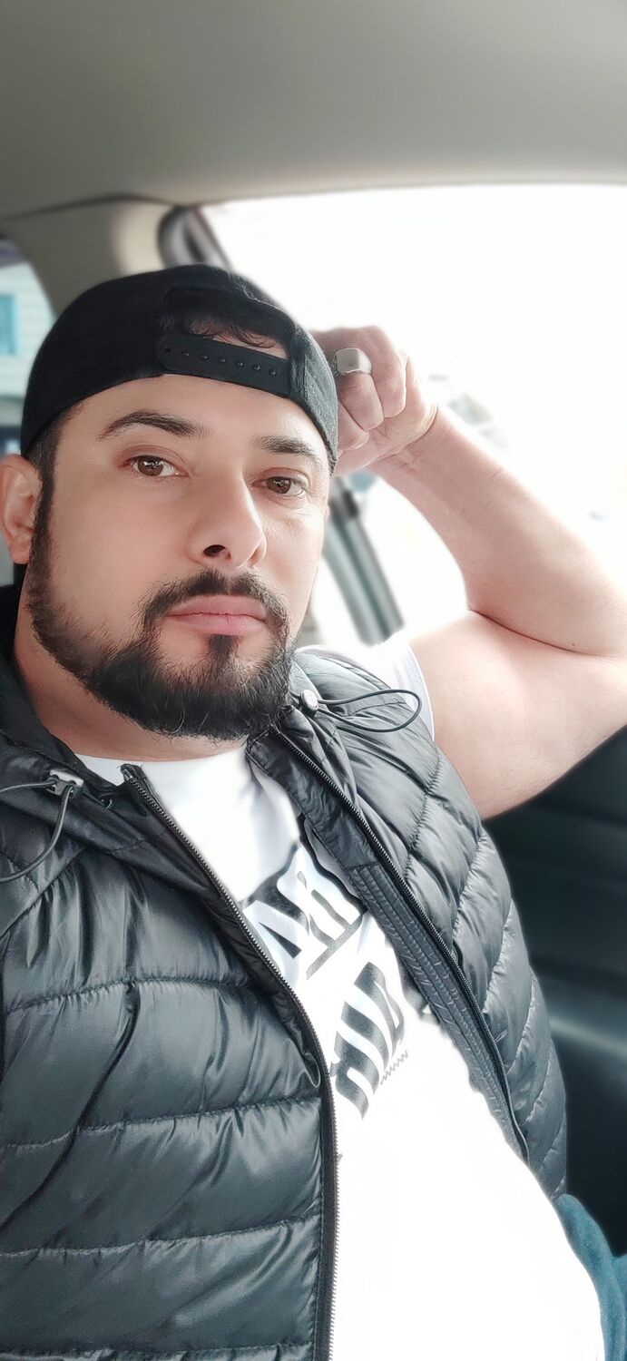  New York City,   Ruslan, 27 ,   ,   
