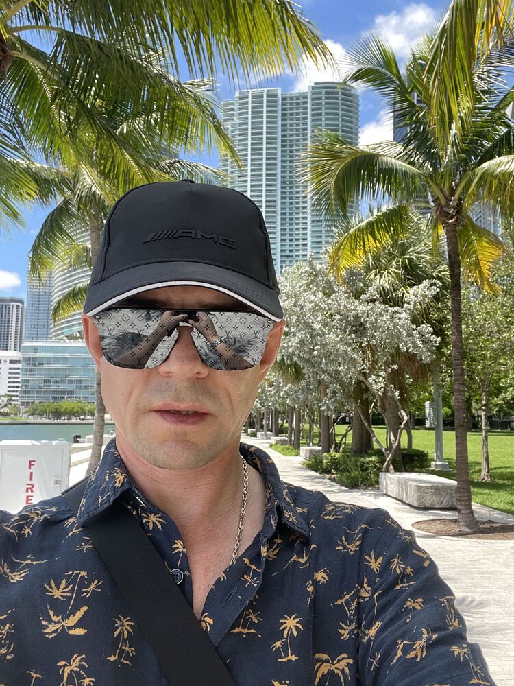  ,   Platon, 43 ,   ,   