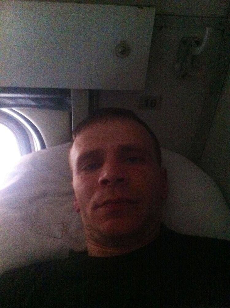  ,   Den, 45 ,   