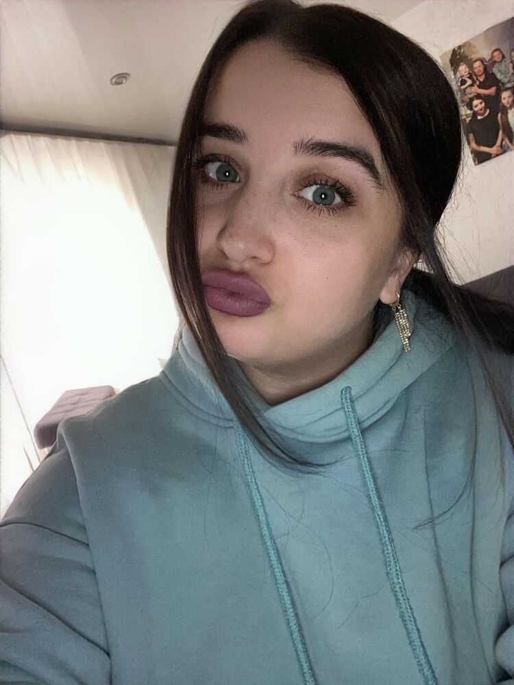  51735674  , 27 ,    --