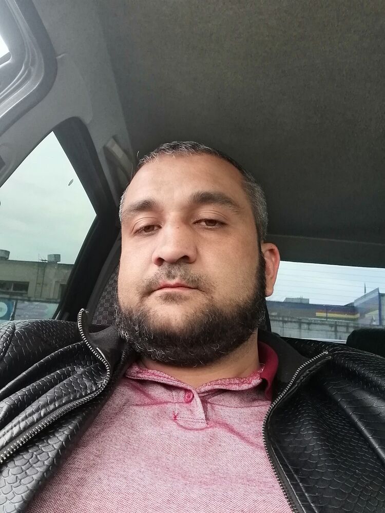  ,   Albert, 48 ,   ,   , c 