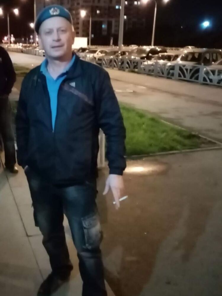  37074744  , 56 ,    