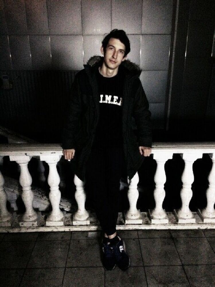 ,   Denis, 26 ,   ,   , c , 