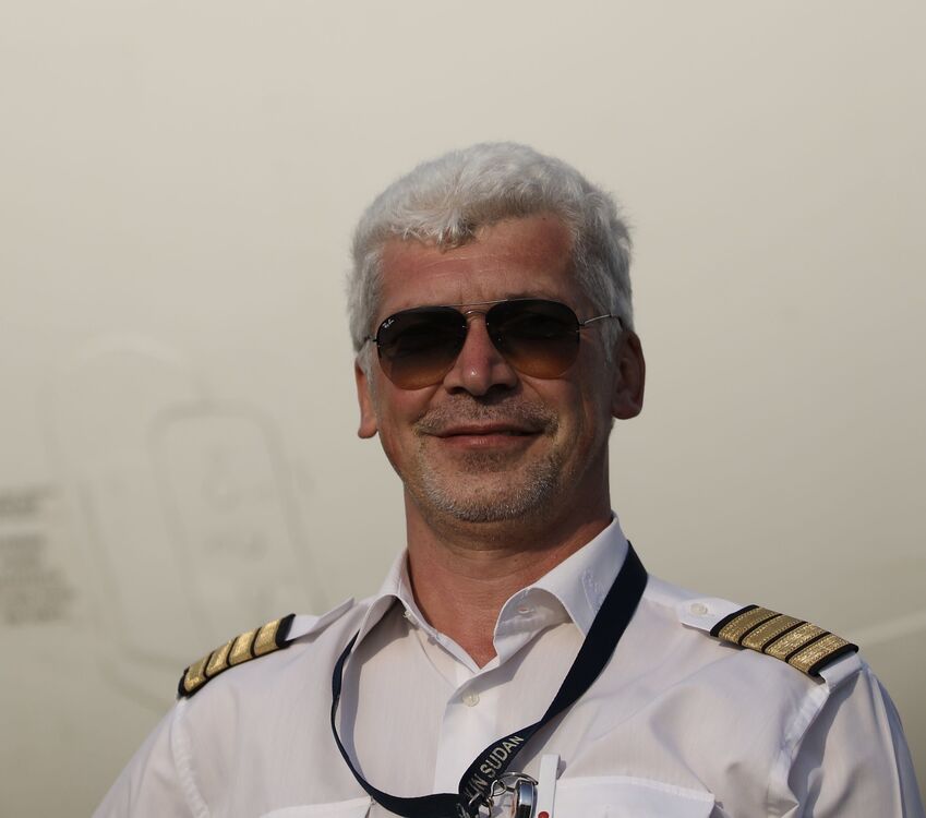  ,   Oleg, 49 ,   ,   , c , 