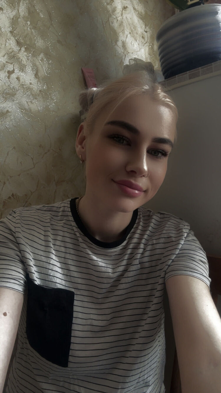  53885014  Darya, 25 ,    