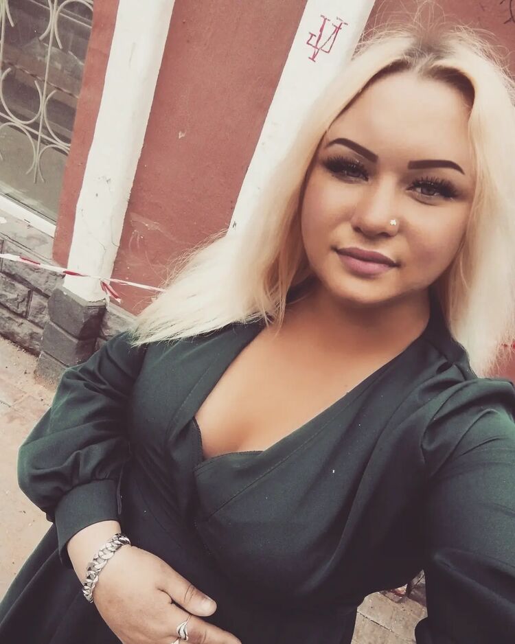  ,   , 28 ,   c 