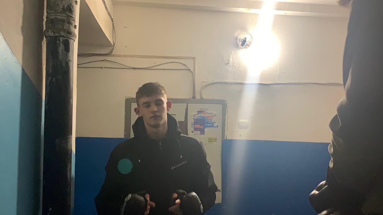  ,   , 19 ,   