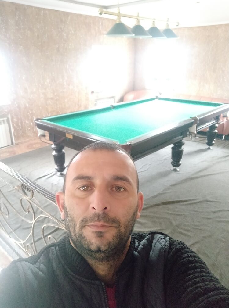  24299984  Aksin, 44 ,    