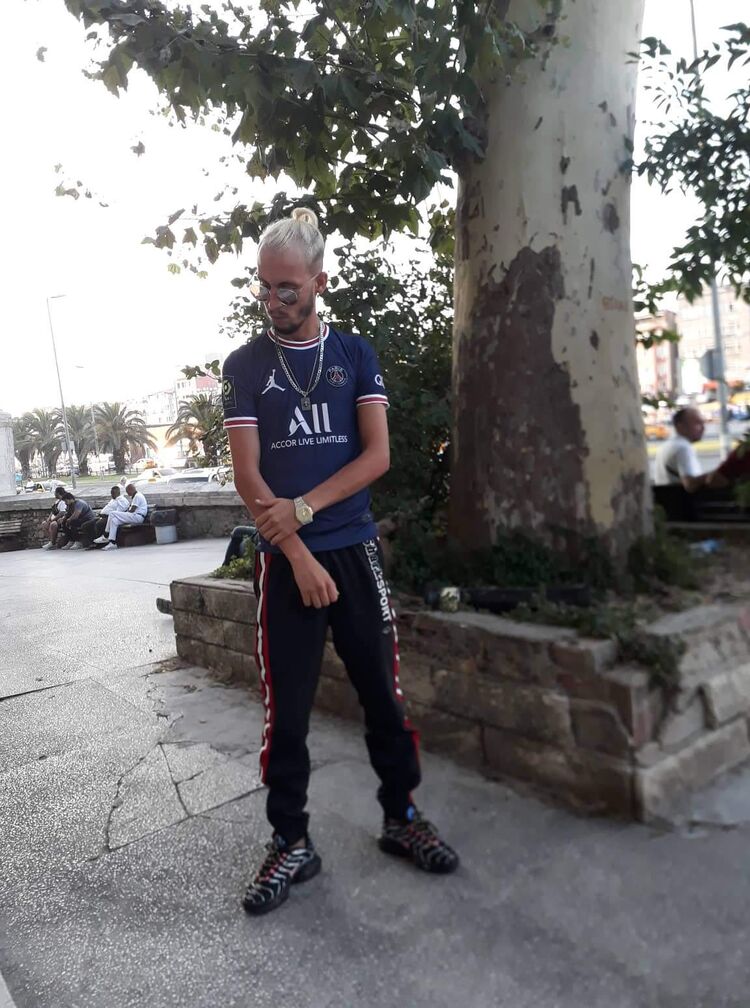  36845234  Djalil, 30 ,    Algiers