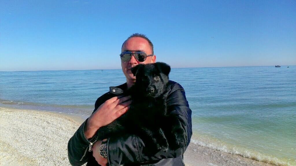 ,   Artem, 42 ,   ,   , c 