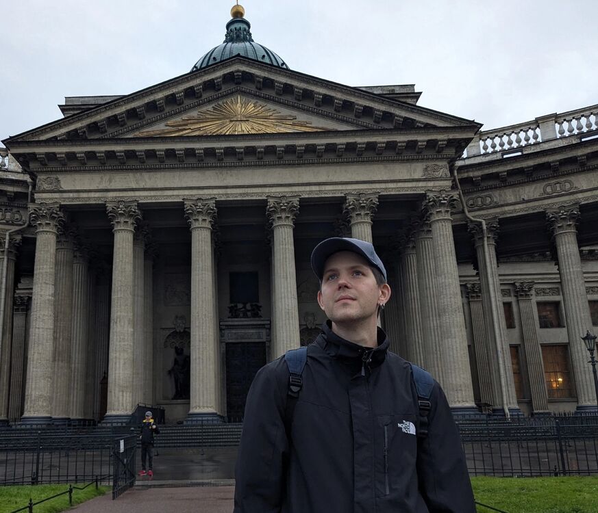  53530264  Bogdan, 28 ,    