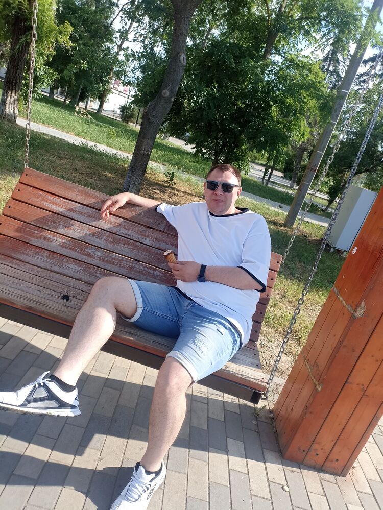  53745864  , 44 ,    