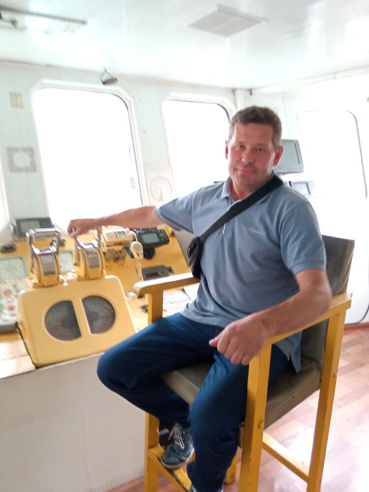  28437974  , 48 ,    -