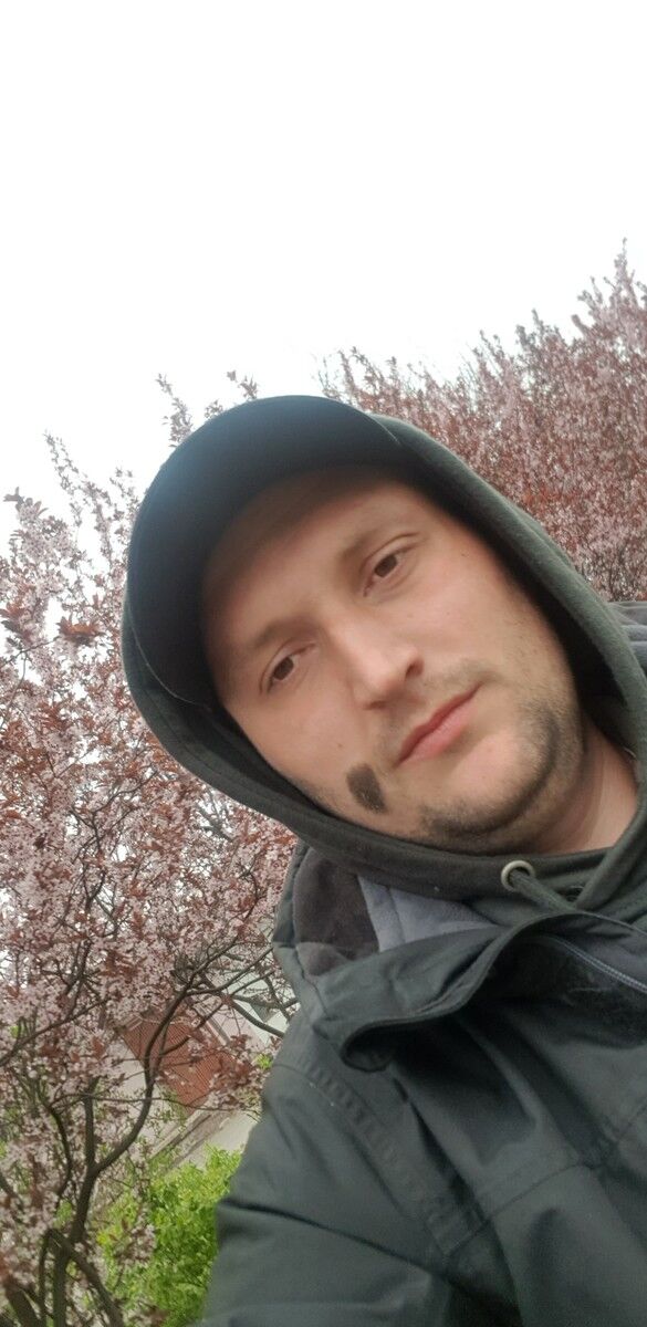  ,   Mihail, 33 ,   ,   , c 