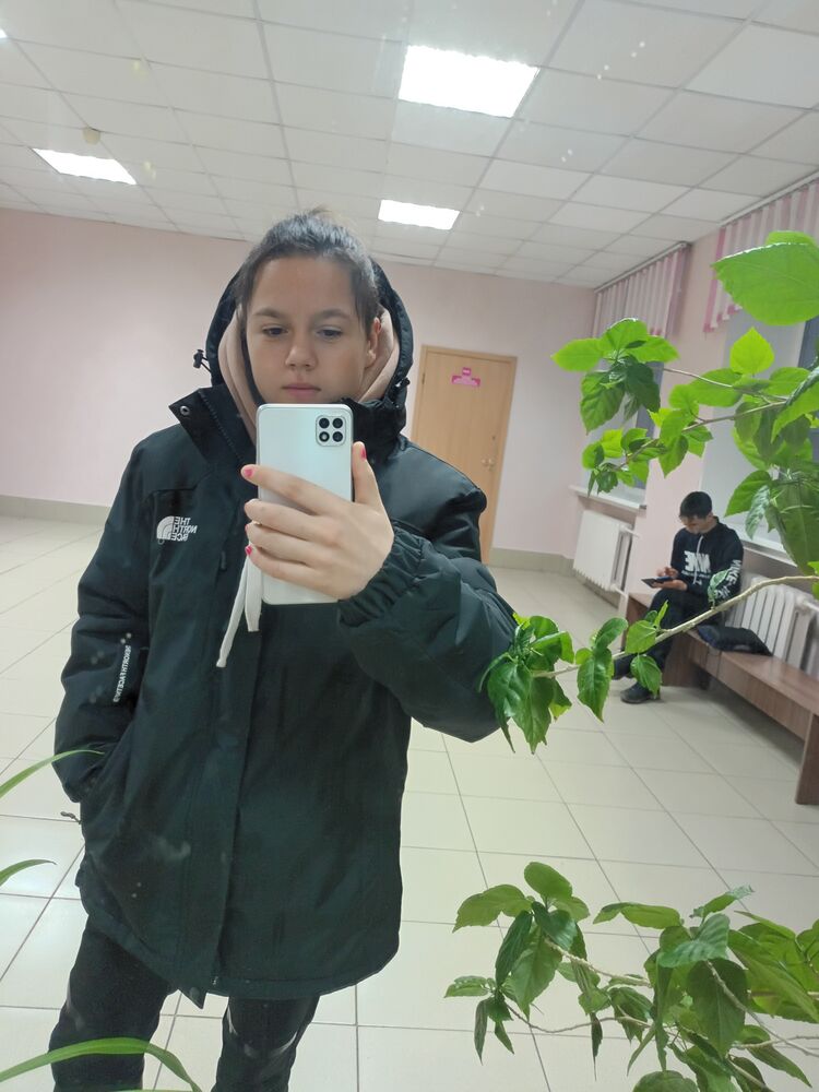  ,   Kristina, 21 ,   ,   