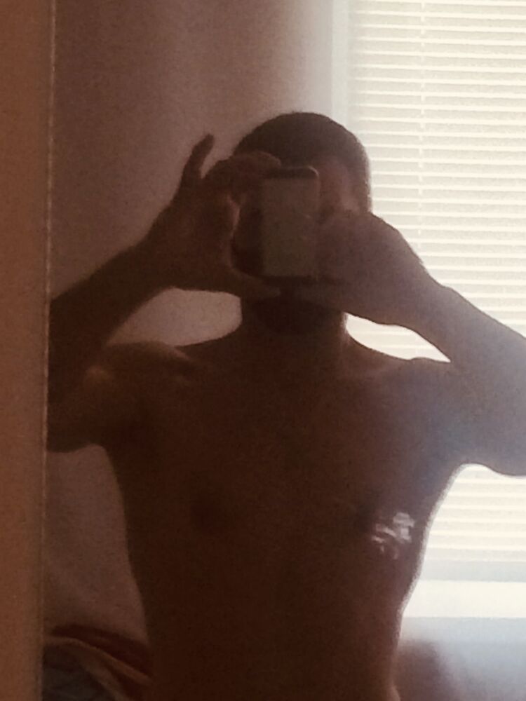  24603234  Deonis, 44 ,    