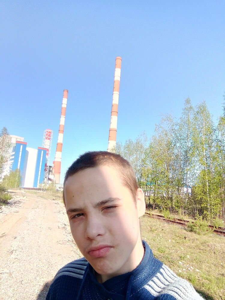  38991224  Fedor, 22 ,    