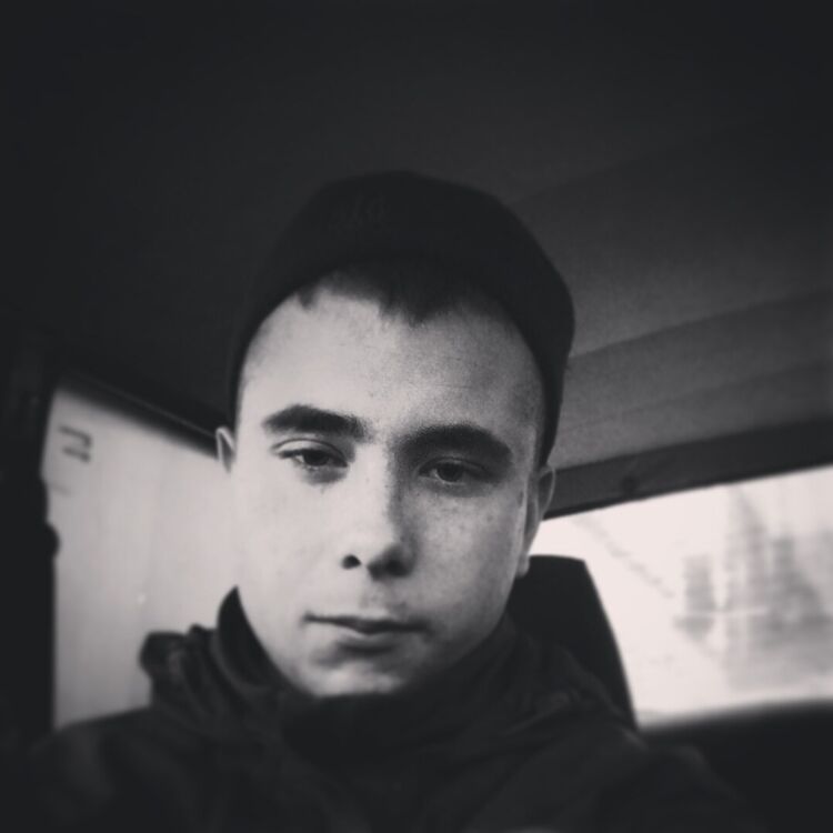  33638744  , 25 ,    