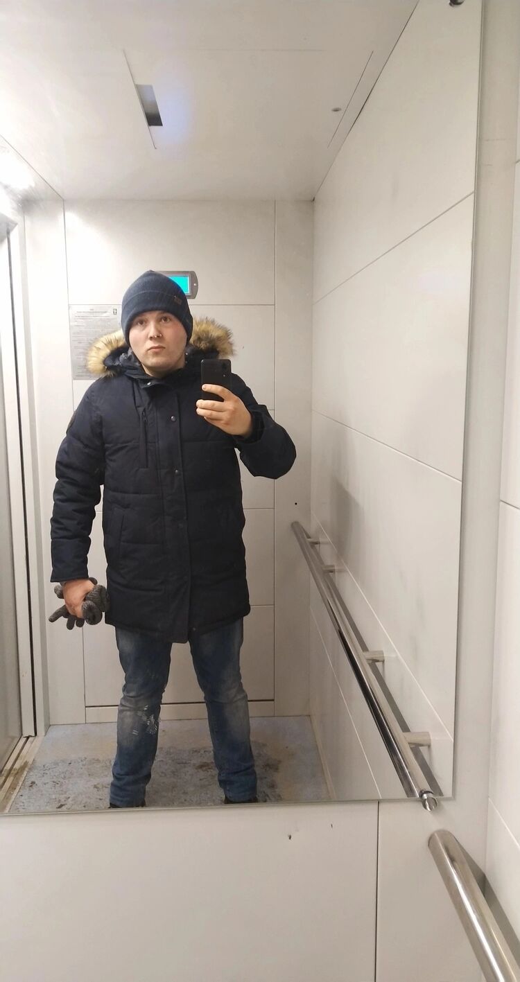  49061064  , 33 ,    