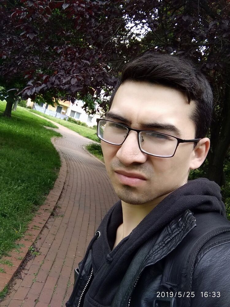  ,   Jon, 32 ,   ,   , c , 