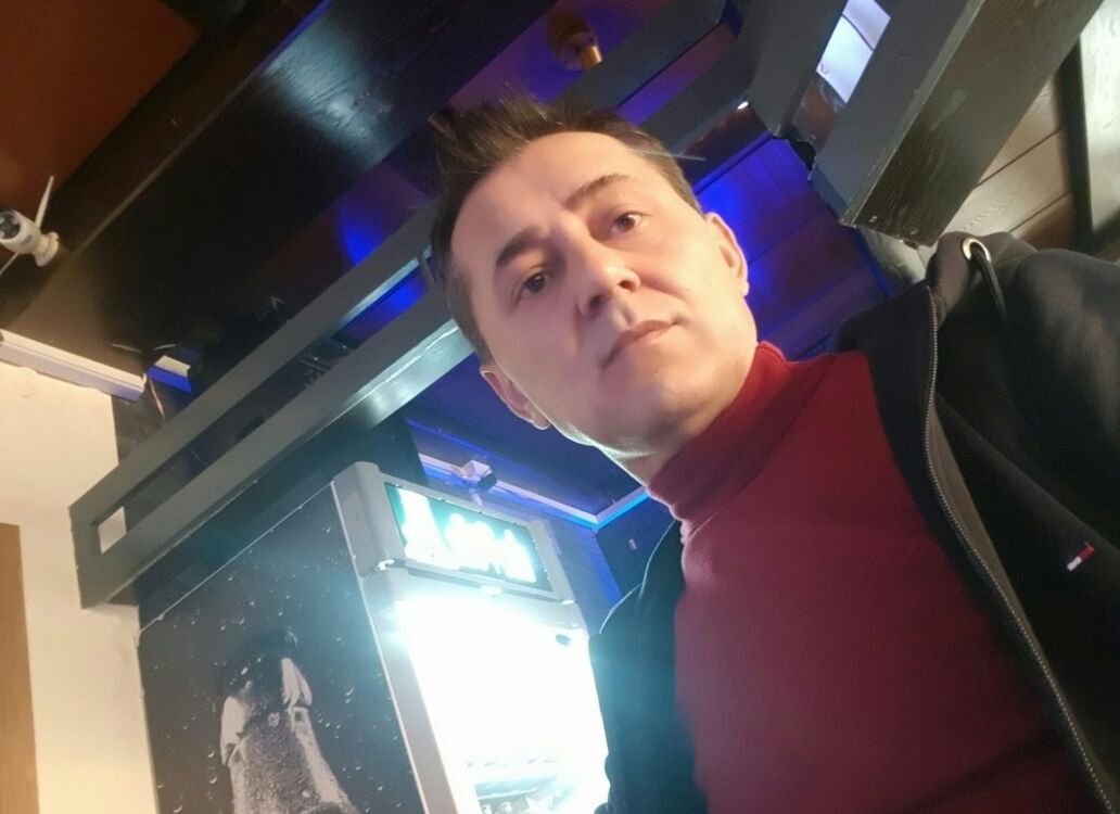  Villingen-Schwenningen,   Hugoarmani, 39 ,   ,   , c 
