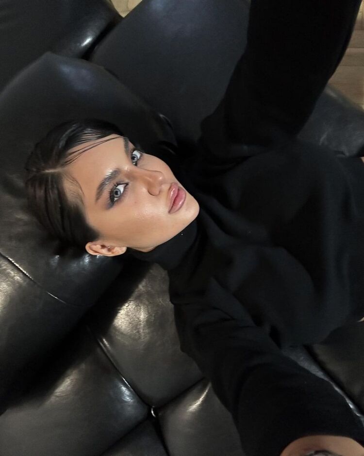  -,   , 22 ,   ,   