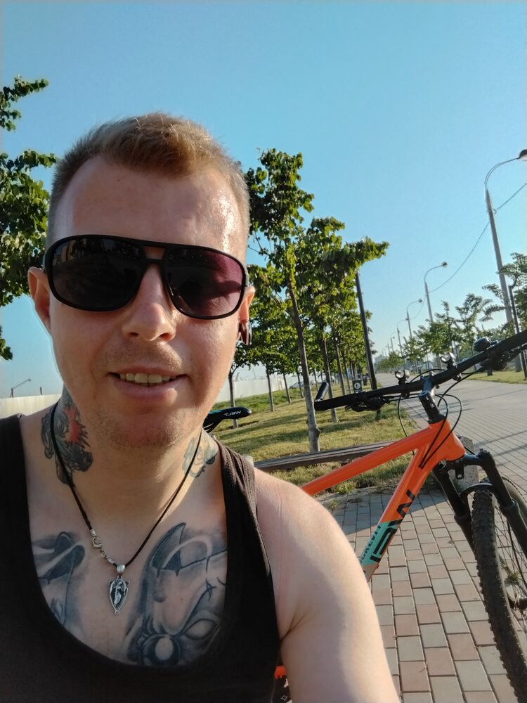  29661634  Dmitry, 40 ,    