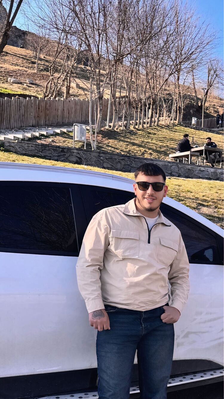  ,   Diyar, 25 ,   ,   