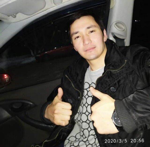  19439754  Baur, 33 ,    