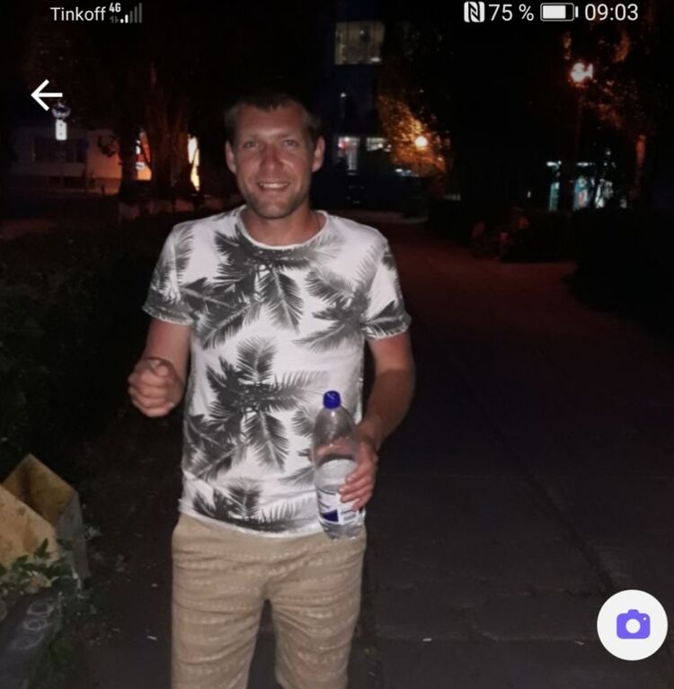  47008344  , 42 ,    