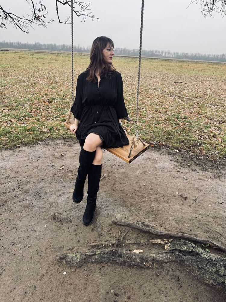  54434644  , 33 ,    -