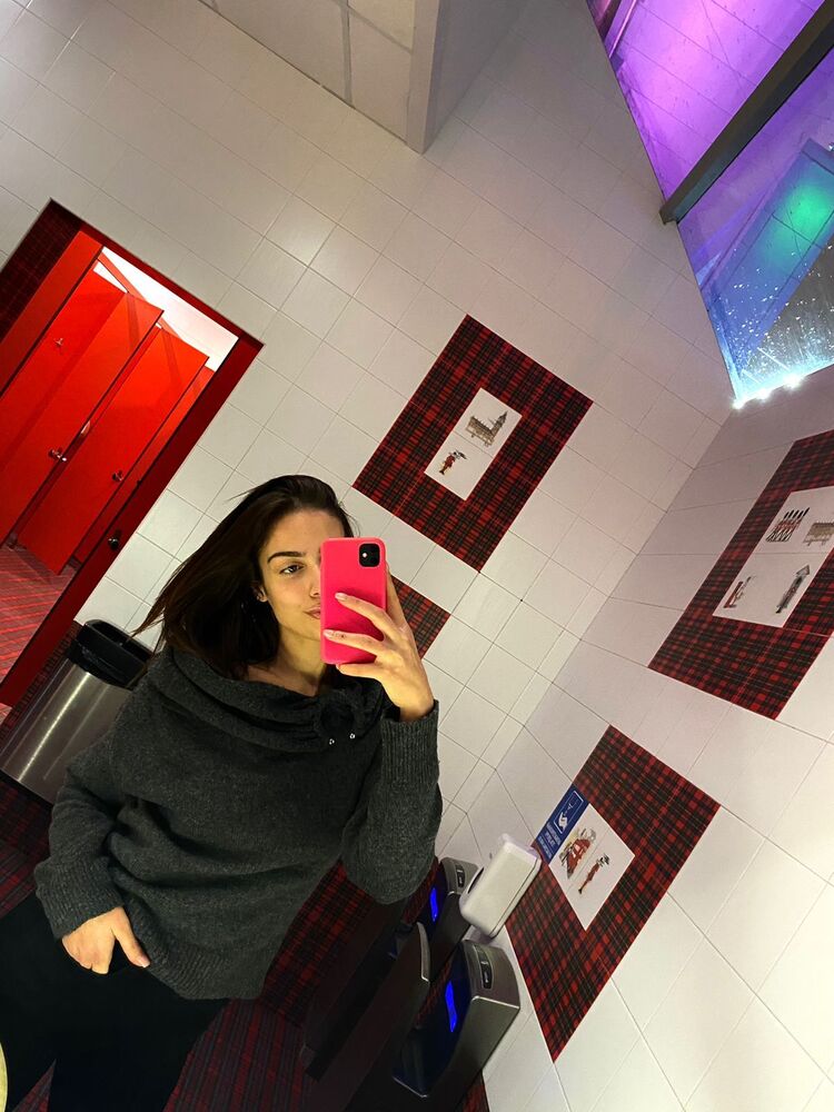  49168264  Djig, 24 ,    