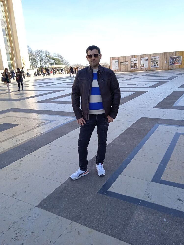  ,   Vadim, 44 ,   ,   , c , 