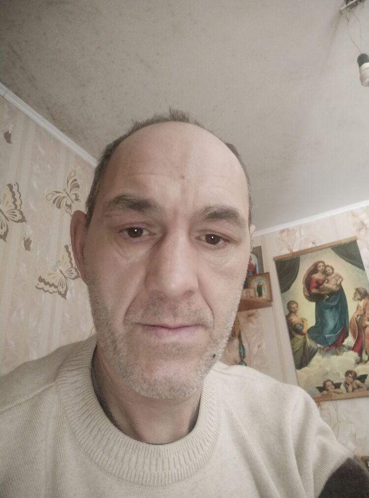  40478484  , 51 ,    