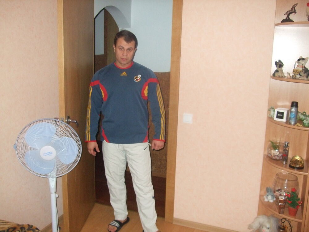  5602584  Vadim, 47 ,    