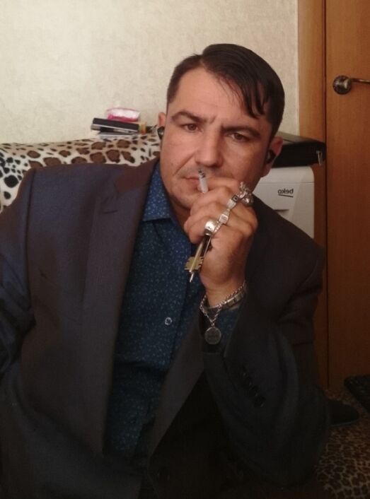  51316804  , 34 ,    Newport Pagnell