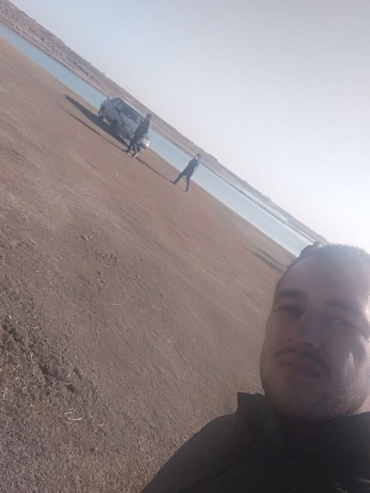  18084194  , 33 ,    