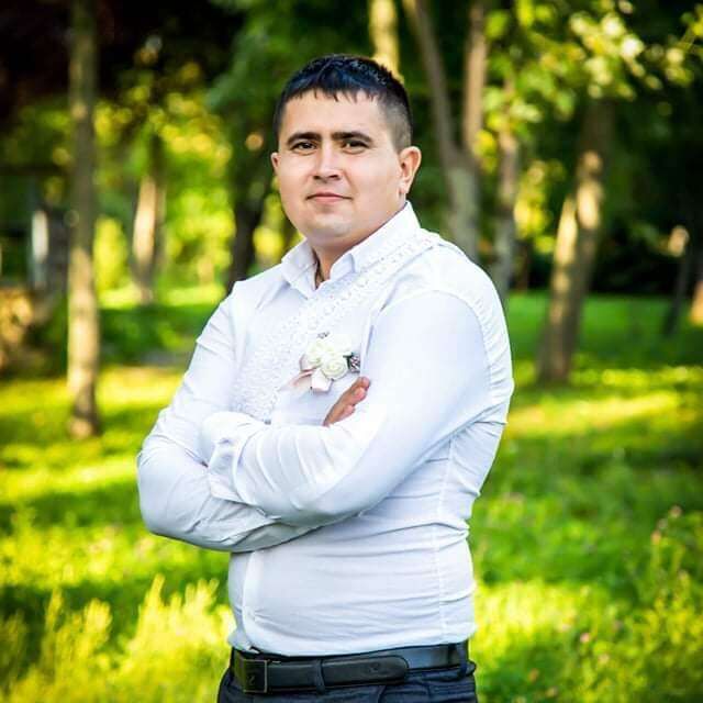  33738254  Denis, 30 ,    