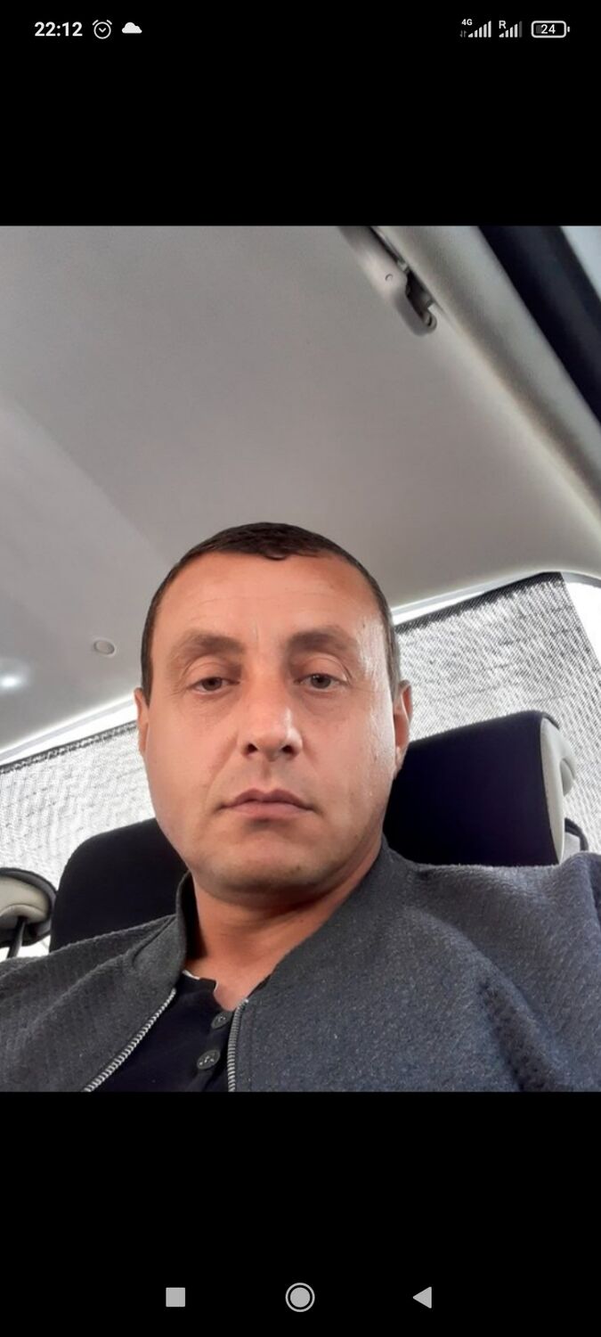 ,   Goga, 45 ,   ,   
