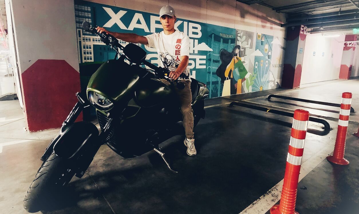  54729744  Jeyfineofjle, 20 ,    