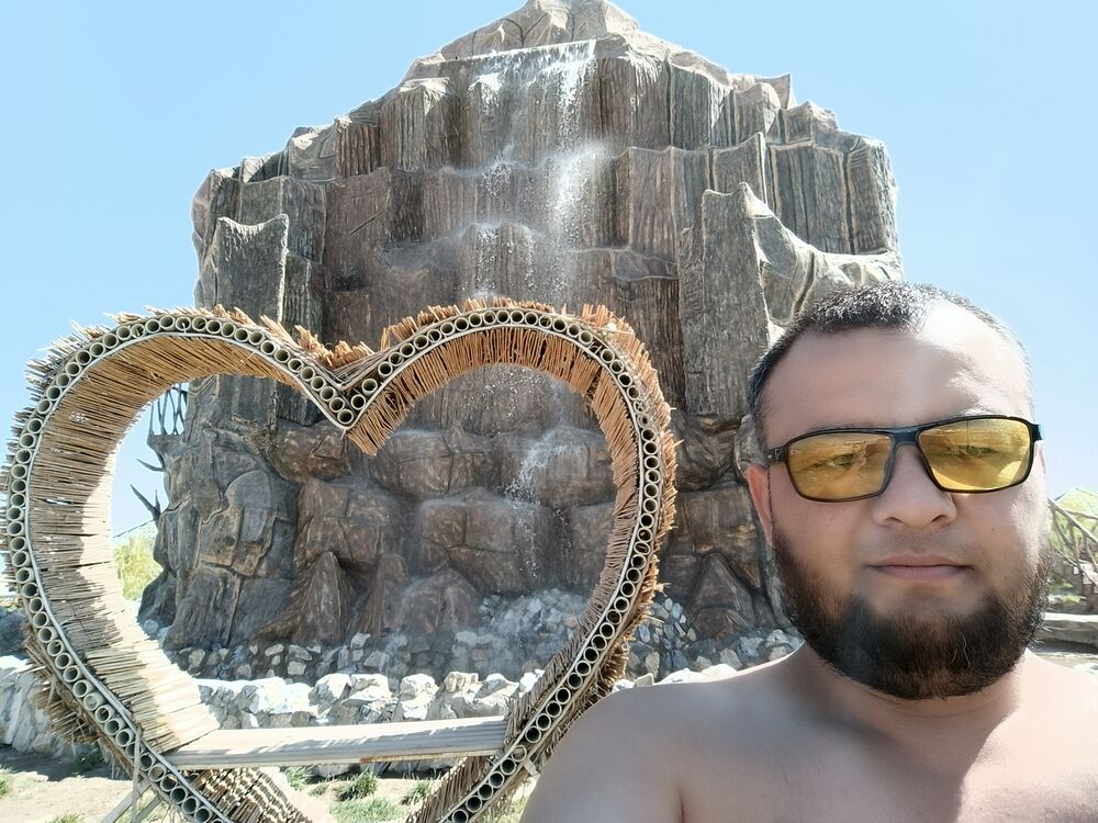  47146574  Murod, 38 ,    