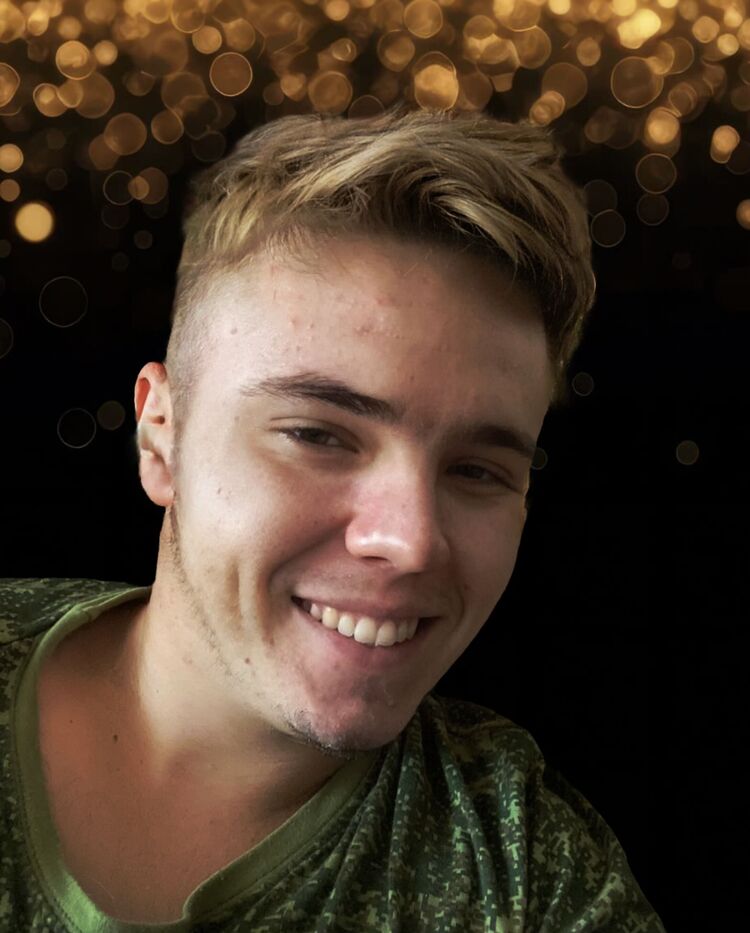  53946684  Alex, 27 ,    