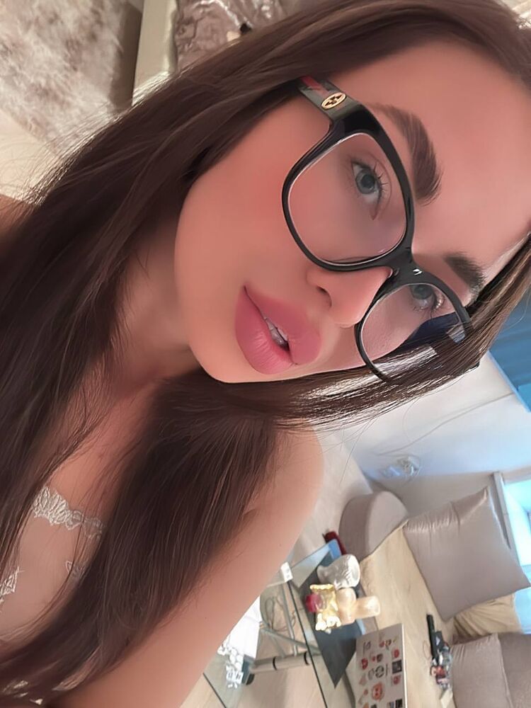  43273754  , 24 ,    