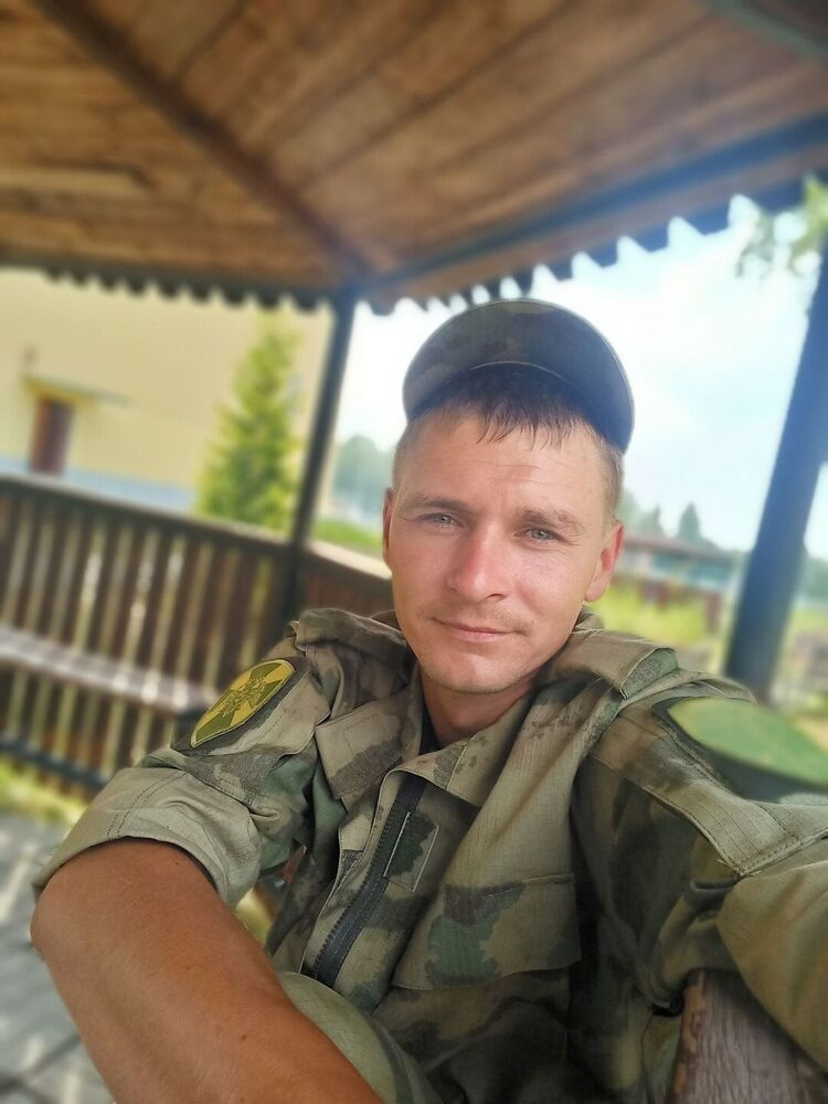  28084354  , 30 ,    
